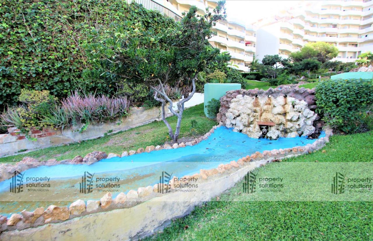 812 Benalbeach. 1ºlinea De Playa. Vistas A La Piscina Y La Montana. Benalmádena Dış mekan fotoğraf